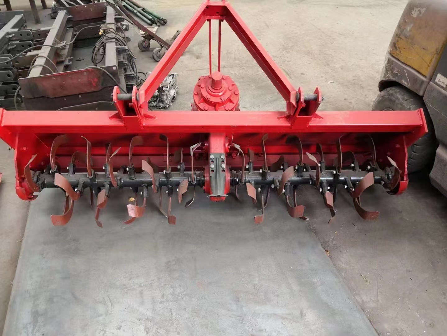 大型旋耕机 箱体旋耕耙拖拉机带旋耕犁加粗刀轴加密刀库合金刀片图3