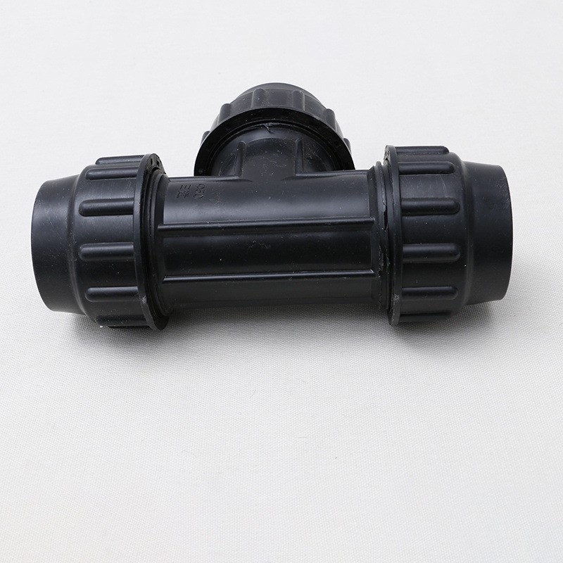 pe管快接管件PE快接等径三通管件大棚吊喷农业生产用水管接头三通图4