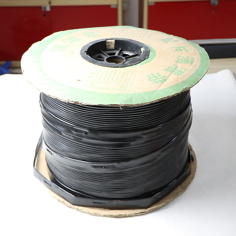 农用大棚蔬菜辣椒16mm贴片式滴灌带 双孔单孔16mm膜下贴片滴灌带图5