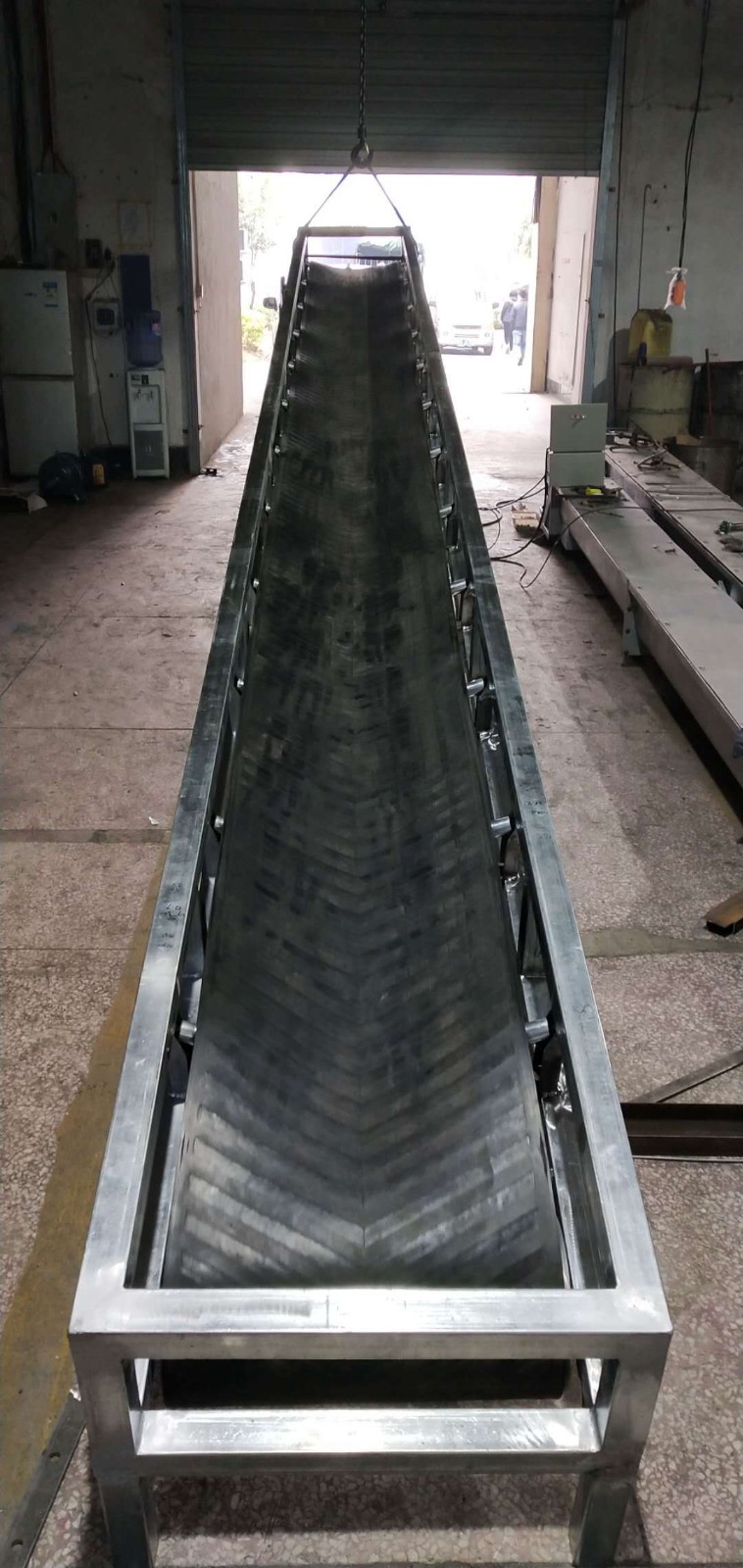 皮带输送机爬坡皮带传送机 污泥石子装车皮带输送机图4