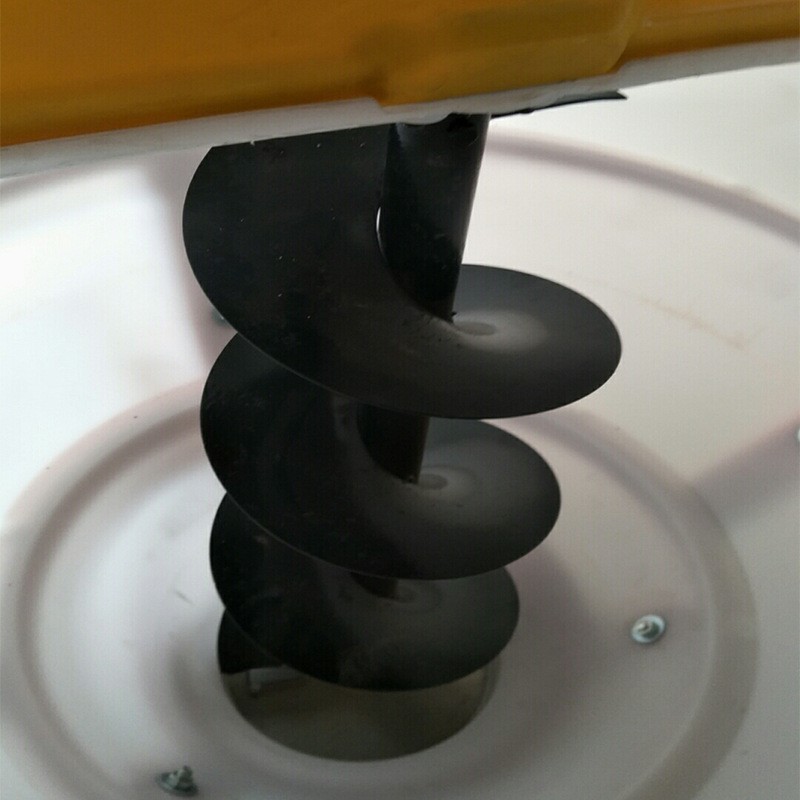 新型施肥机械 带绞龙的塑料桶撒肥机 方便实用 LYY-1图2