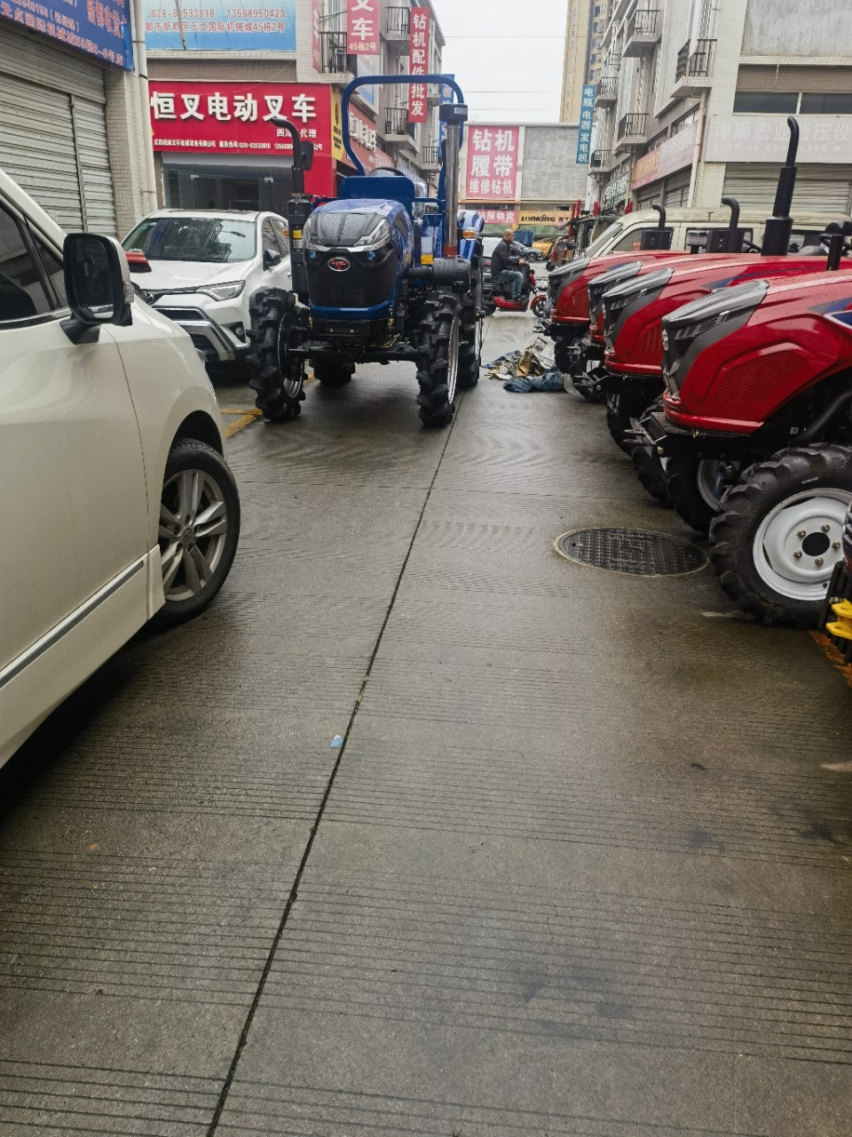 拖拉机  旋耕机  秸秆还田机  1004拖拉机图5