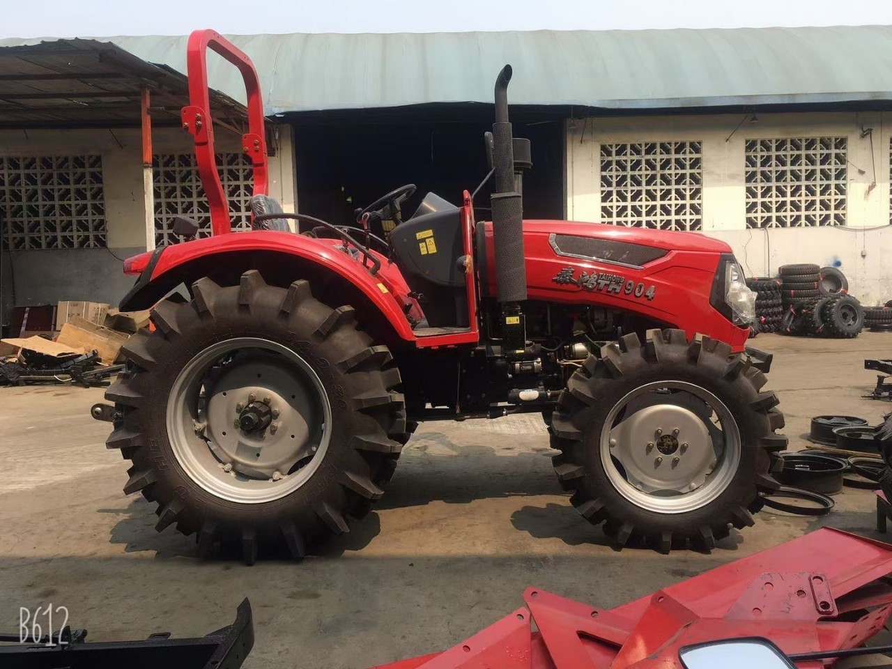 优价批发泰鸿四驱四轮拖拉机  泰鸿多缸拖拉机拖拉机图3