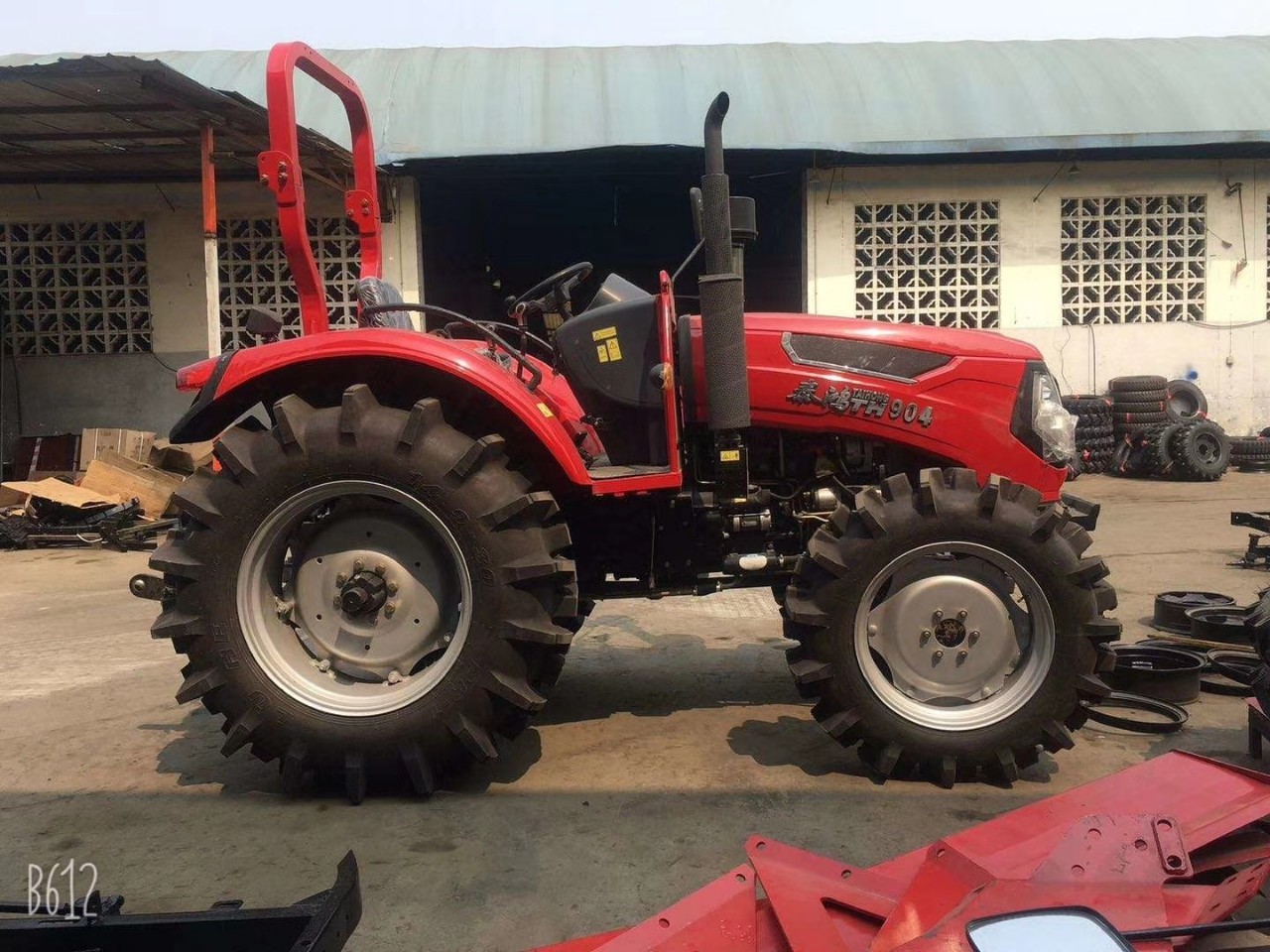 优价批发泰鸿四驱四轮拖拉机  泰鸿多缸拖拉机拖拉机图4