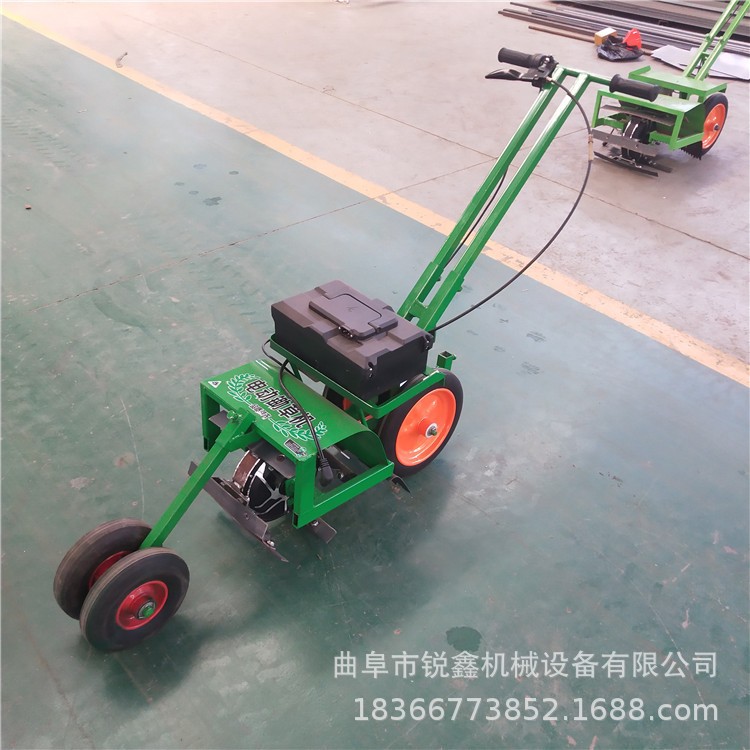 小型农用犁地机 多功能除草机手扶犁地翻地松土机 硬地锄地微耕机图4