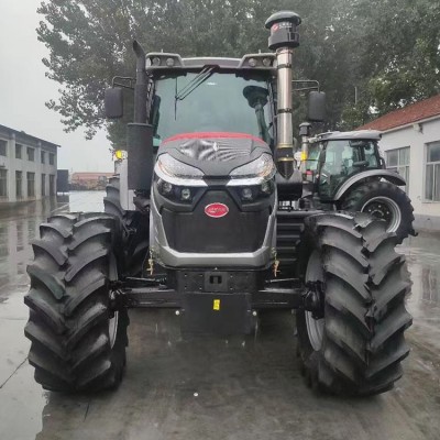 雷沃1204四驱拖拉机 12+12侧置梭式换挡 农用旋耕拖拉机