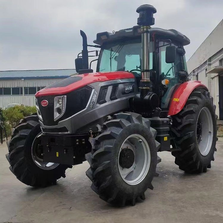 雷沃1204四驱拖拉机 12+12侧置梭式换挡 农用旋耕拖拉机图2