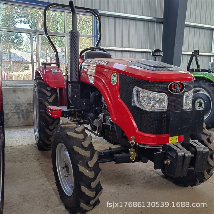 畅销款万年红四驱拖拉机 8+8梭式换档 大马力柴油双缸四轮拖拉机图3