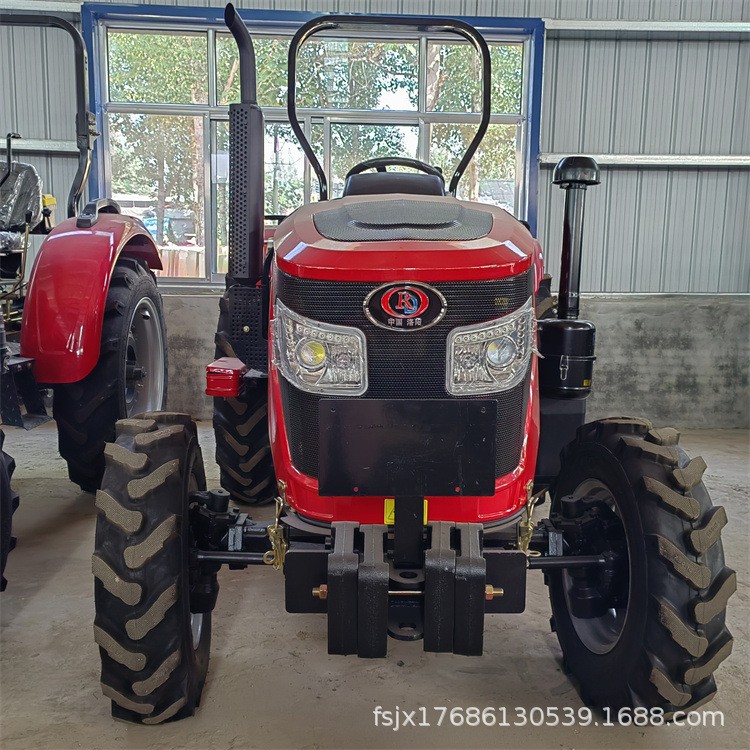 畅销款万年红四驱拖拉机 8+8梭式换档 大马力柴油双缸四轮拖拉机图4