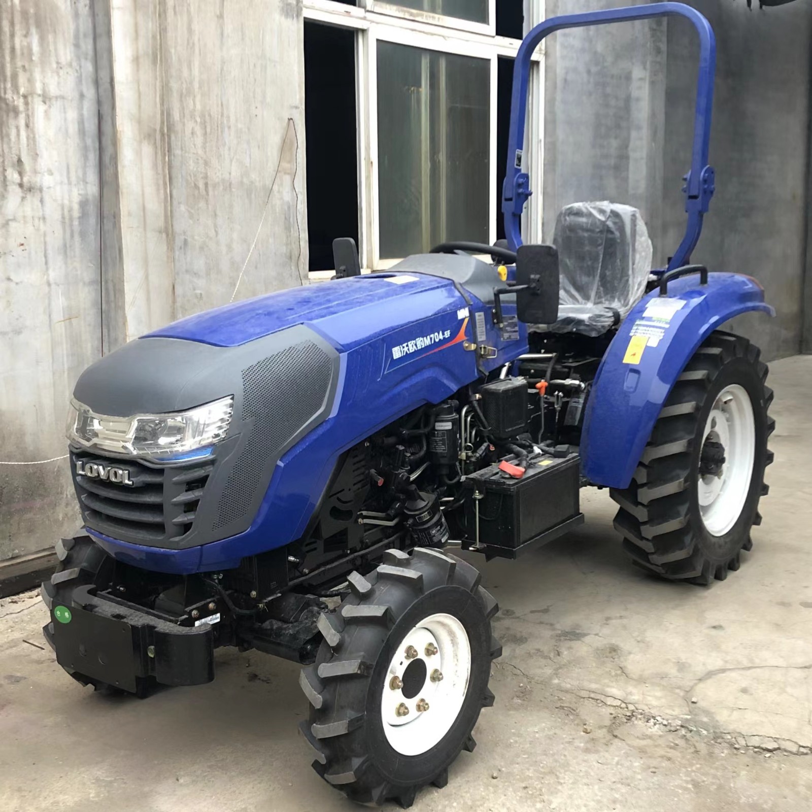 果园大棚王雷沃704拖拉机 性能好开沟旋地机 可配套多种农具图3