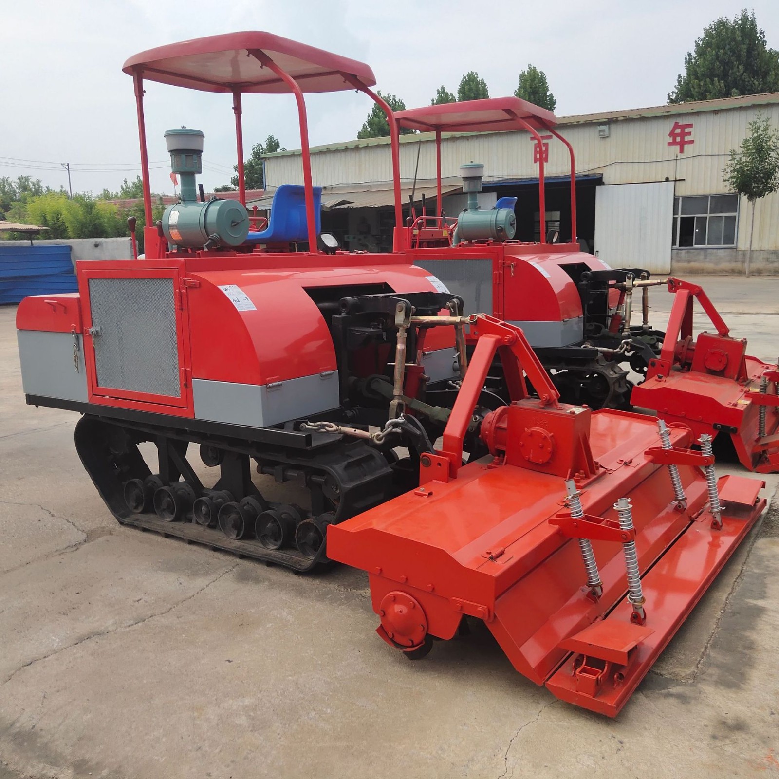 供应出口履带运输车 泥泞道运输车厂家直销自行走履带运输车特卖图4