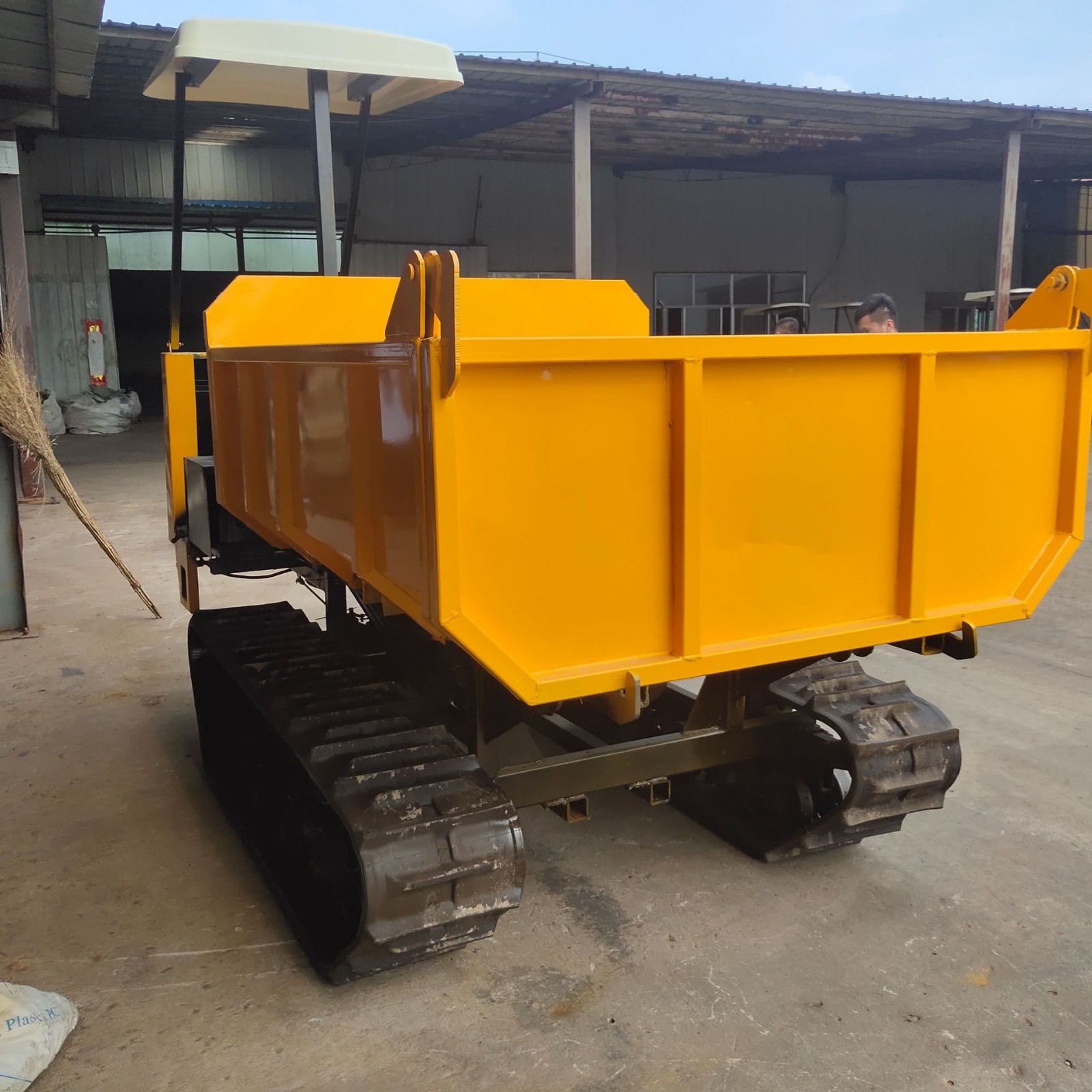 5吨履带运输车 泥泞土地山地履带运输车 装载式履带运输车