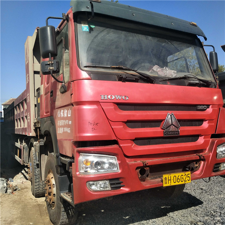 欧曼后八轮翻斗车