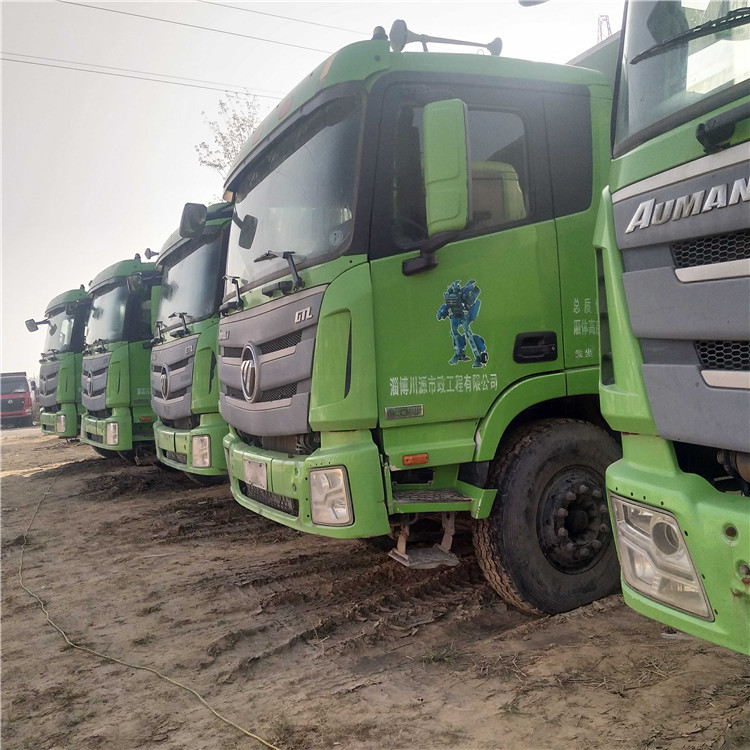 欧曼后八轮翻斗车