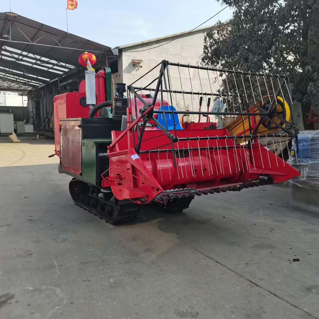 山地小麦联合收割机 收割宽幅1.6米适合小地块 树空套种低割茬图4