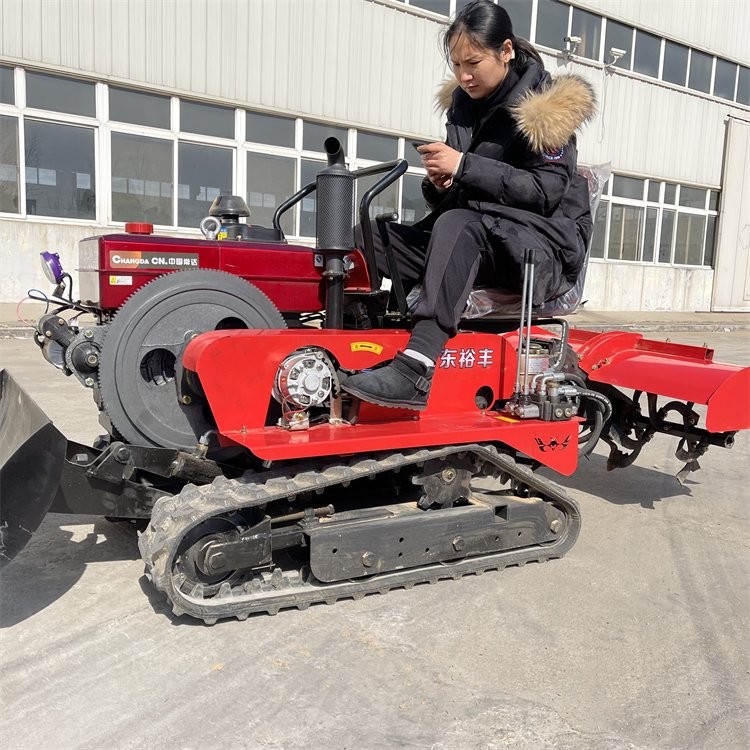 25马力多功能履带旋耕机 田园管理机 小型耕地机图2