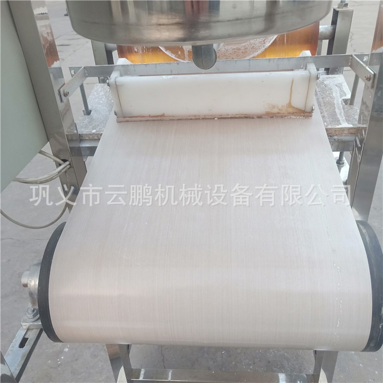 厂家批发全自动仿手工凉皮面皮机 出机自熟蒸汽式圆形擀面皮机图2