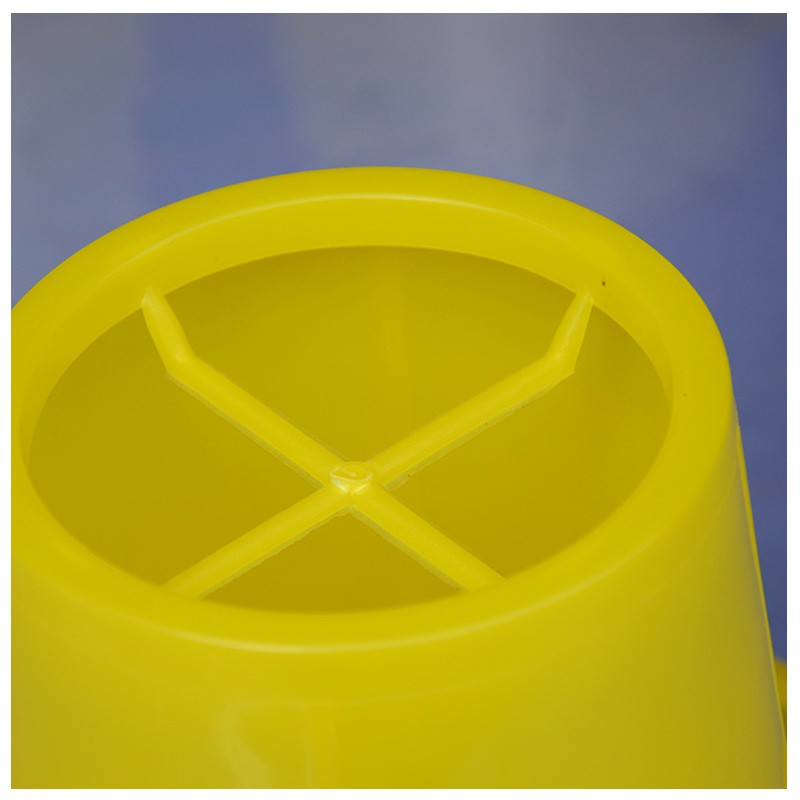 养殖用鸡饲料桶 小鸡饲料桶 鸡鸭鹅料桶 大鸡饲料斗 4-10公斤料桶图5