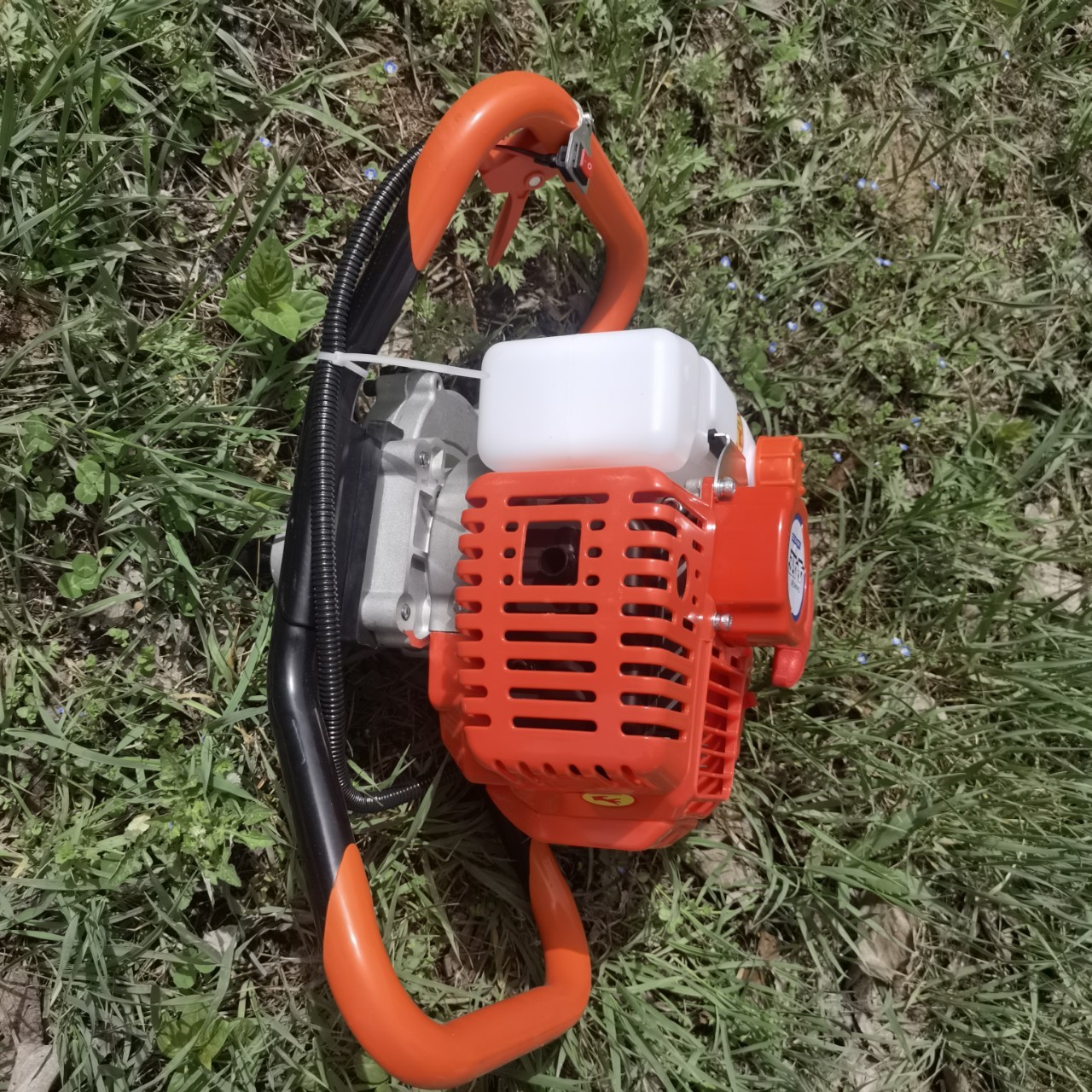 厂家批发地钻 打桩果园挖洞钻头农用汽油手提式打孔松土施肥地钻图4