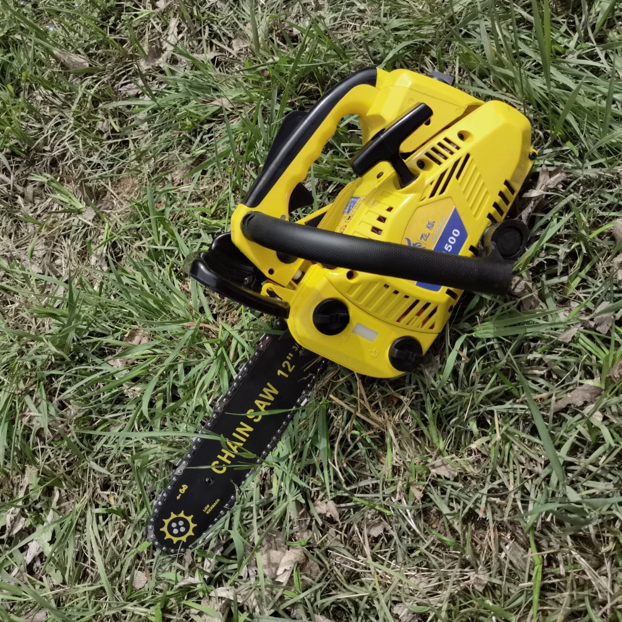 厂家批发2500小油锯手提砍树伐木汽油链锯单手油锯图4