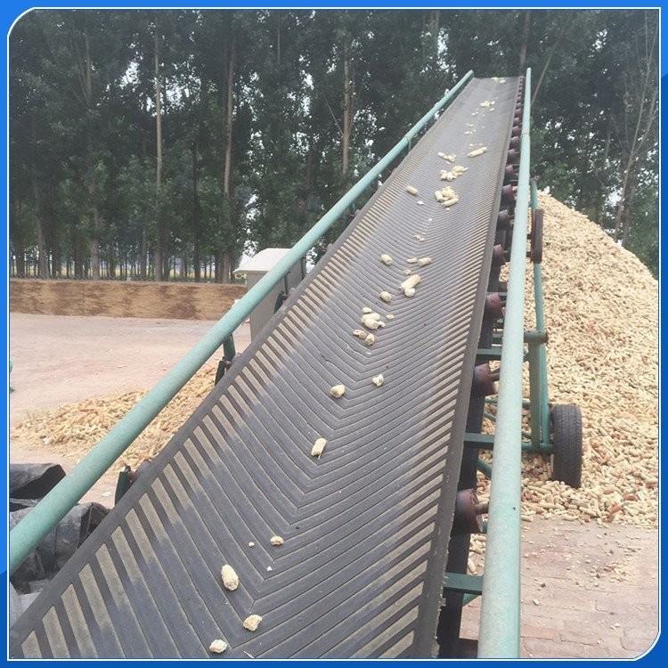 加厚耐磨矿用输送机 皮带上料机 阻燃型耐酸碱型输送机 DTIIA型皮带输送机鑫荣制造图4