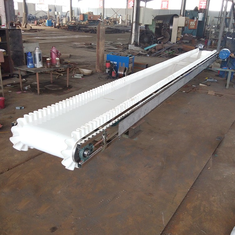 隆昕机械 铝型材皮带输送机 建筑材料传送带 裙边格挡带式上料机图5