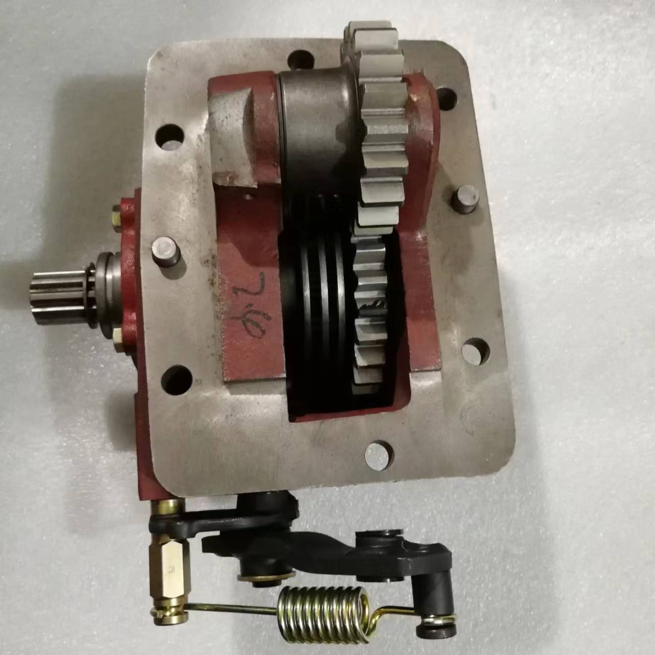 分动箱总成LX904/LX954东方红拖拉机配件 水田分动箱总成图2