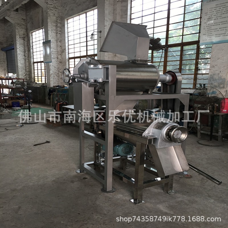 土耳其樱桃杨梅去核榨汁设备 一体专用杨梅榨汁机黄桃去核机图5