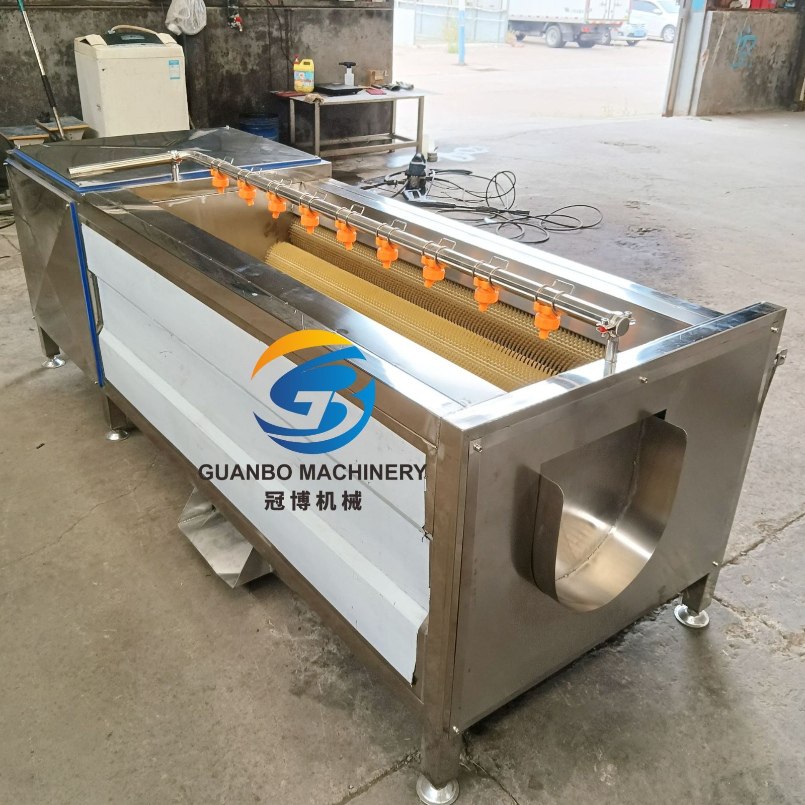 全自动红薯毛辊去皮清洗机 贝类海鲜毛辊清洗机设备 萝卜清洗设备图4