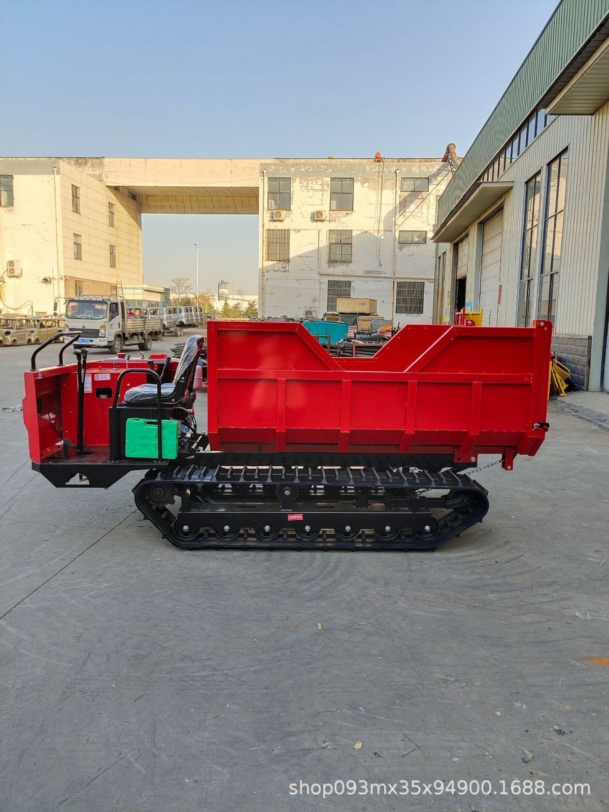 多种规格履带运输车2-10吨山地运输车果园丘陵爬山虎农用翻斗车图3