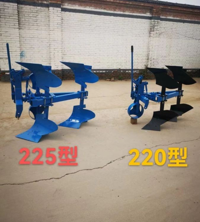 双铧犁 手动翻转犁 农用耕地犁 拖拉机带铧式 鑫港农机图5