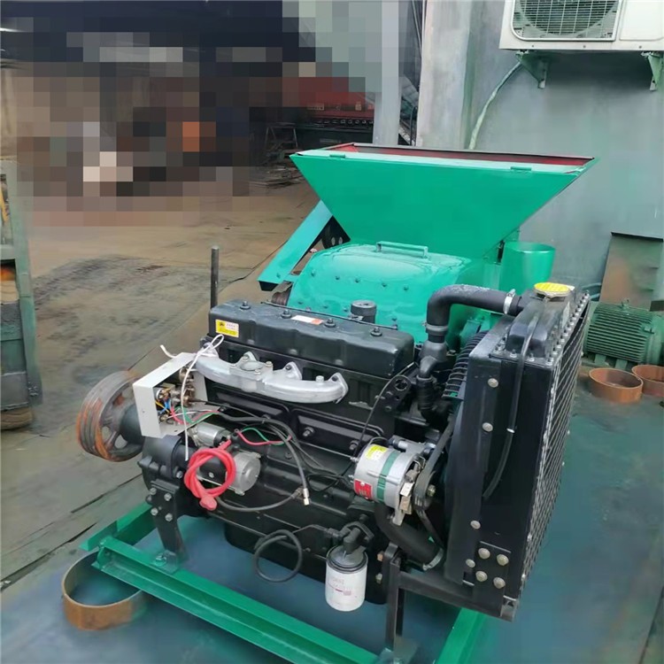 草捆草块粉糠机 牛羊养殖饲料粉碎机 大进料口干草打糠机 农兴图3