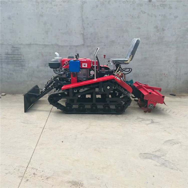 常柴 除草四驱微耕机 水旱两用履带机 乘坐式农机耕地机图4