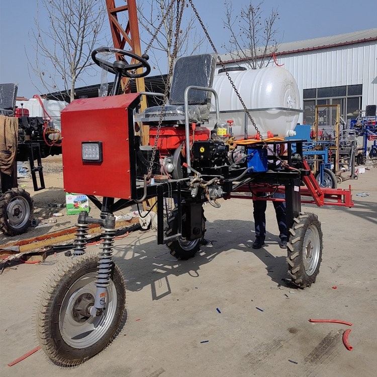 大容量乘坐式农药喷洒车 高架农田喷药机 移动式四轮打药机图3