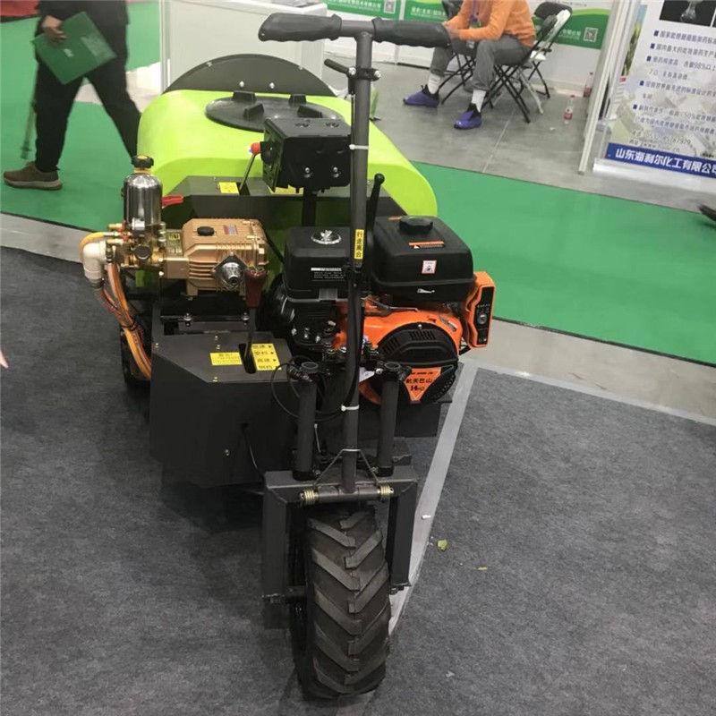 喷雾扇形打药机手拉式自走风送果树打药机果园手牵式柴油式喷雾机图2