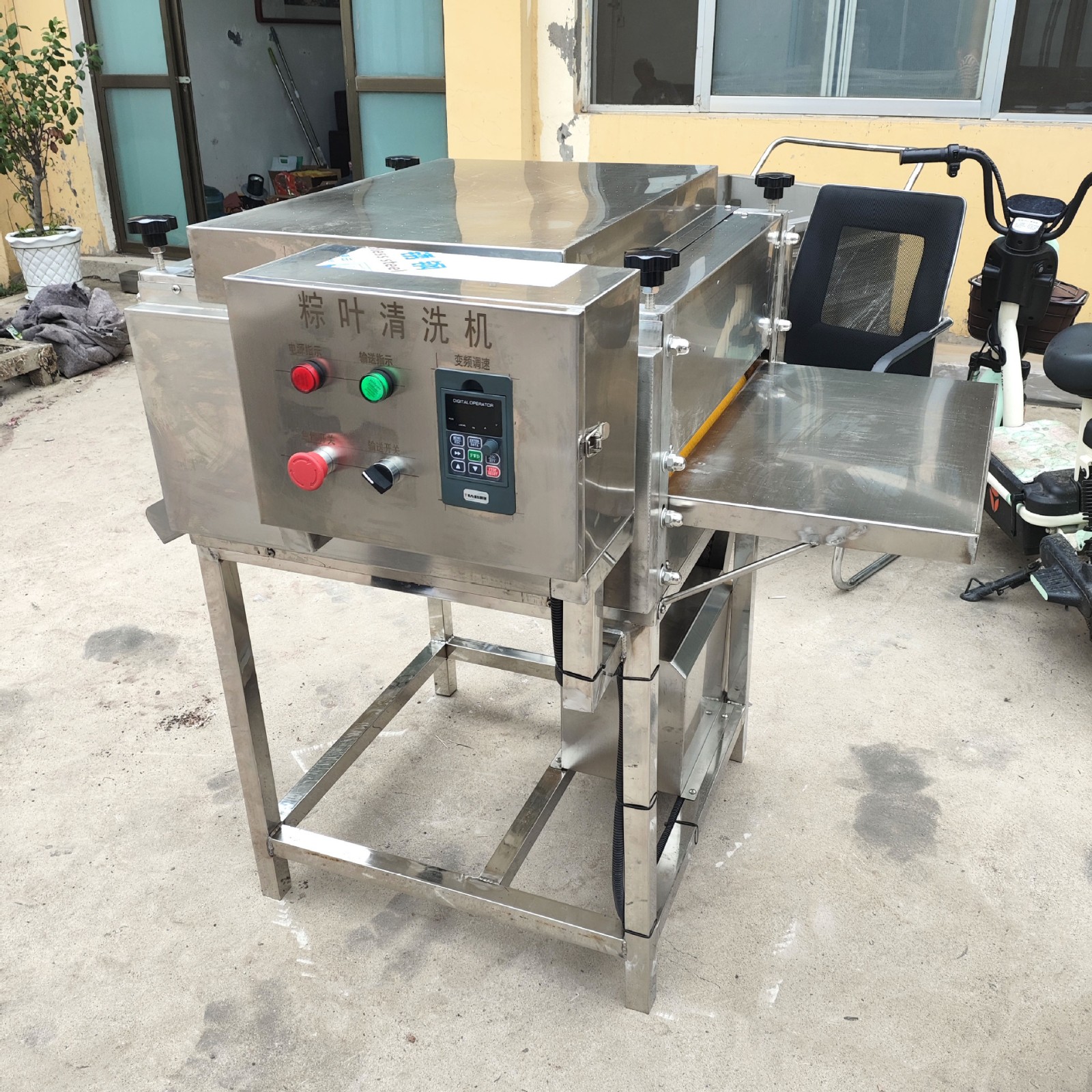粽叶双辊清洗机 毛辊清洗 全自动芦苇叶刷洗机 毛竹柊叶去泥沙图2