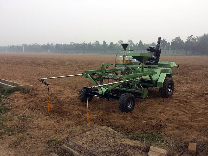 2B-6-ZL150 自走式数控小播种机