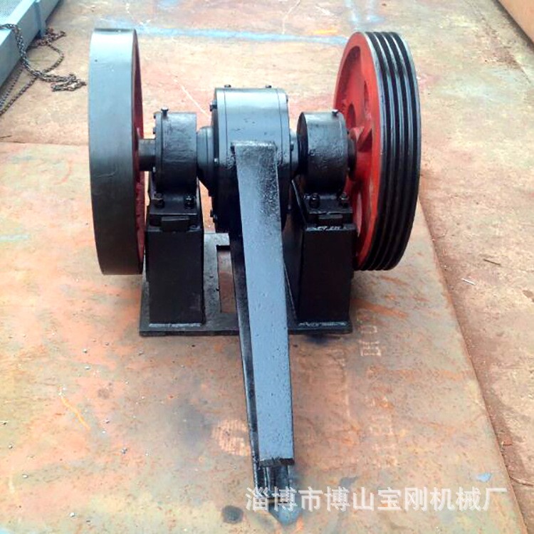 颚式破碎机粉碎机配件 动鄂头 衬板 锤头图4