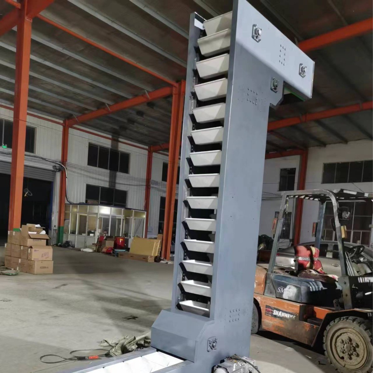 万亨斗式提升机工业上料机挡板上料 提升机输送设备大型爬坡斗式图3