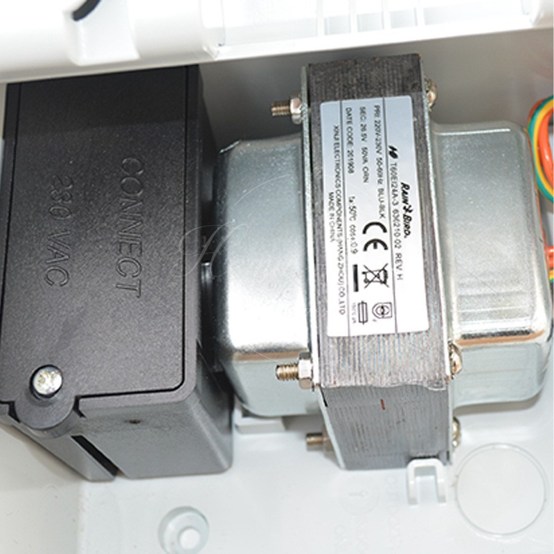 美国雨鸟ESP LXME控制器自动浇水器园林智能灌溉定时器公园草坪图3