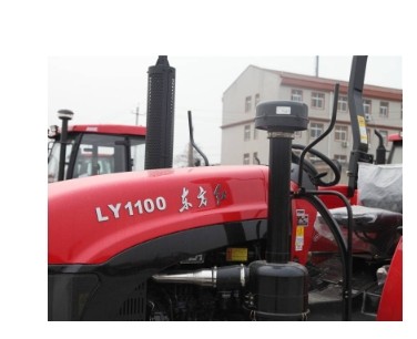 东方红LY1100轮式拖拉机图4