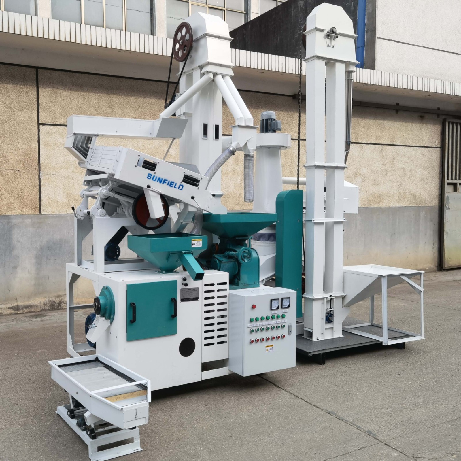 新款打米机商用大米机加工用小型碾米机 1台图2