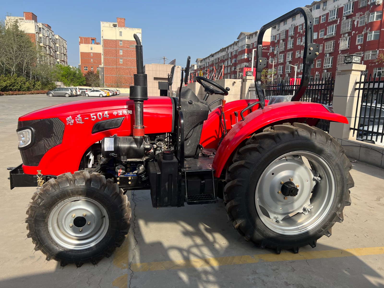 50马力四驱轮式拖拉机504水旱两用高花轮胎 一分钱试驾
