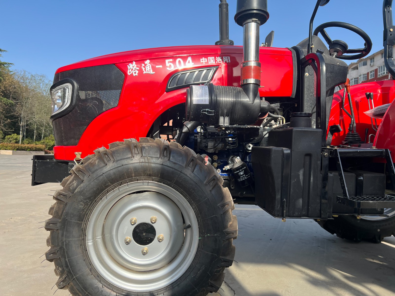 50马力四驱轮式拖拉机504水旱两用高花轮胎 一分钱试驾图3