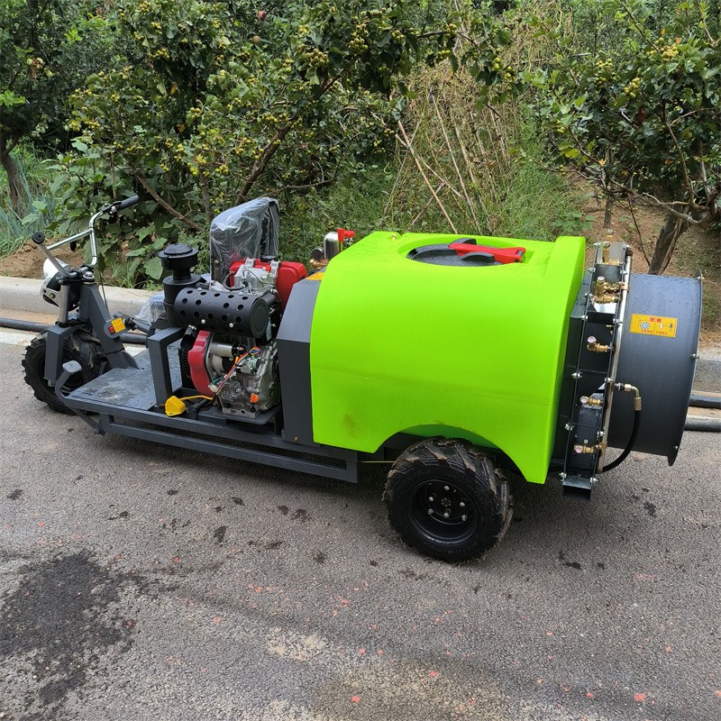 三轮式桃园高压喷雾机 乘坐式风送喷药机 风送式果园果树打药机图4