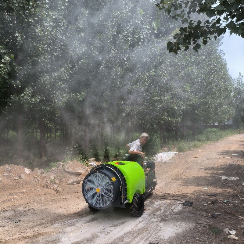 三轮式桃园高压喷雾机 乘坐式风送喷药机 风送式果园果树打药机图2