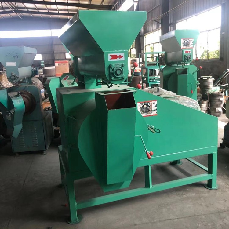 畜牧养殖饲料加工设备 牛羊猪精料颗粒机 玉米豆粕饲料机组图3