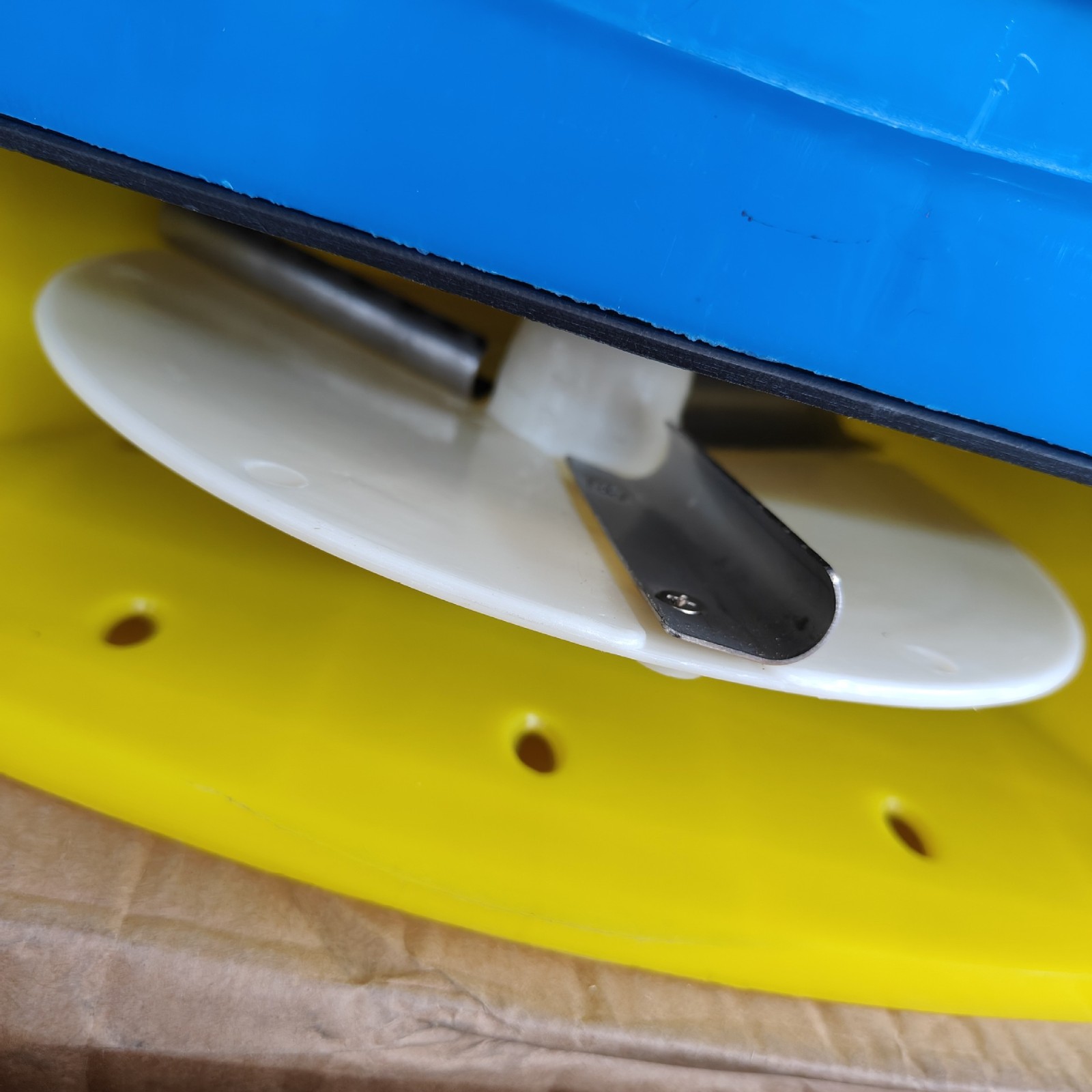 多功能手动施肥器撒肥机 手摇背负式撒肥器颗粒施肥器批发图2