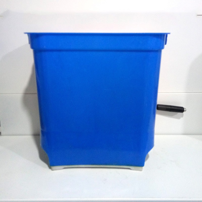 厂家直销批发手摇施肥器多功能背负式玉米大棚撒肥机代销专用图4