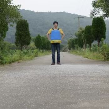 新款电动撒肥器施肥机水稻小麦大棚洒肥机播种机鱼塘投饵配件塑料图2